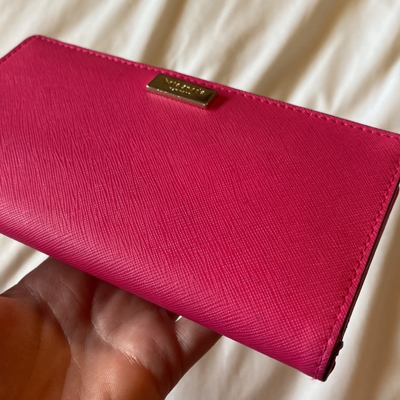 Kate Spade Wallet - Picture 5 of 5